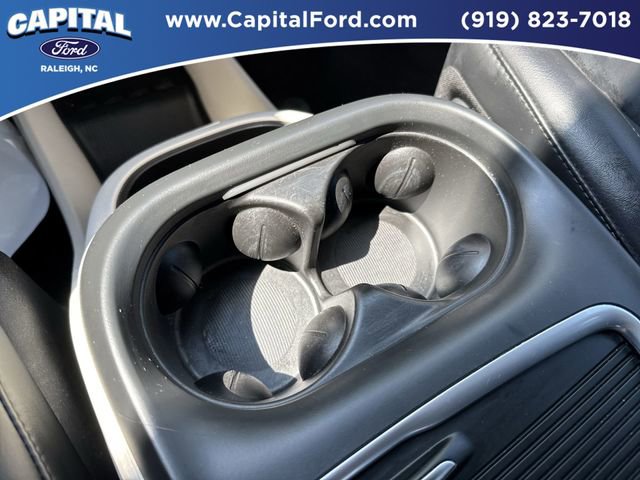 Used 2024 Chrysler Pacifica Touring-L FWD image 30