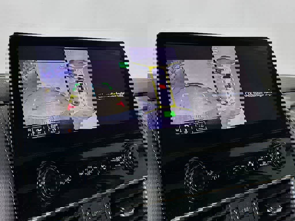 Used 2022 Nissan Armada Platinum image 29