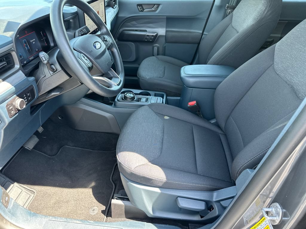 Certified 2025 Ford Maverick XL FWD image 9
