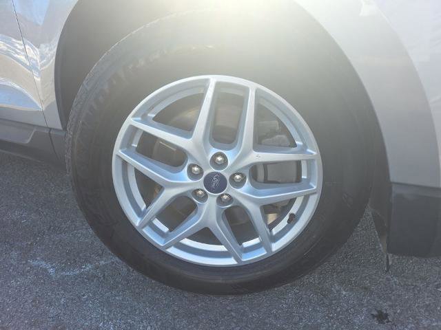 Certified 2021 Ford Edge SEL w/ Convenience Package image 12