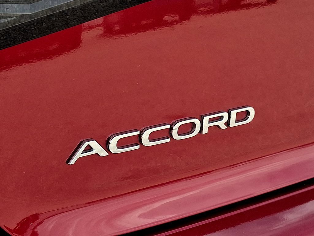 Used 2025 Honda Accord SE image 31