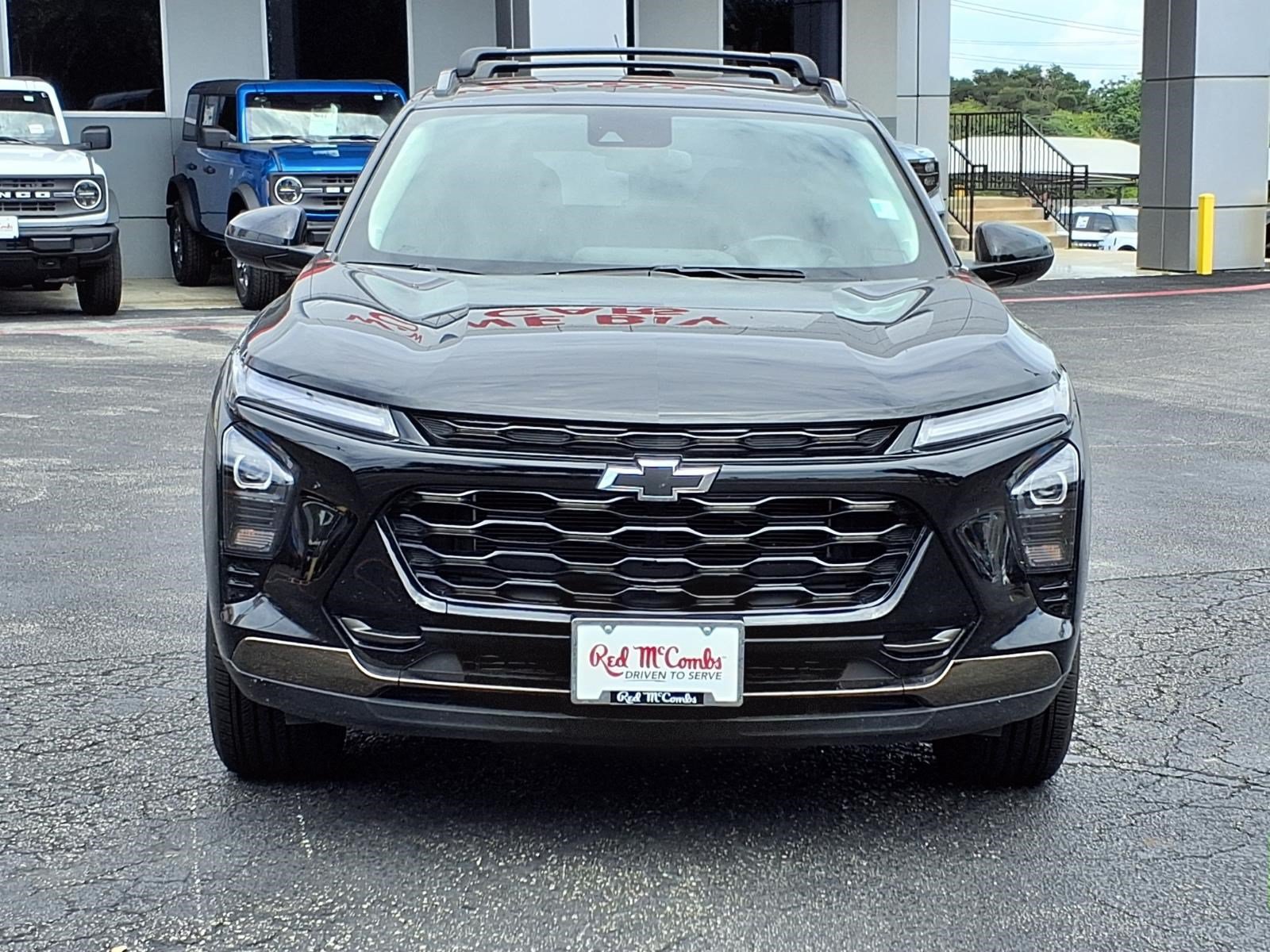 Used 2025 Chevrolet Trax ACTIV w/ Driver Confidence Package FWD image 2