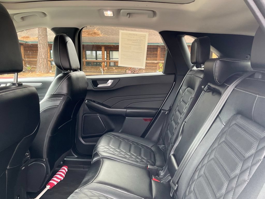 Certified 2024 Ford Escape SE w/ PHEV Premium Package FWD image 23