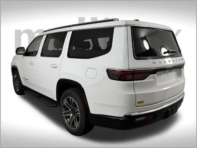 Used 2024 Jeep Wagoneer Series II w/ Flexible Seating Group image 11