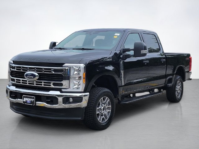 Certified 2025 Ford F250 XLT w/ Snow Plow Prep Package AWD/4WD image 7