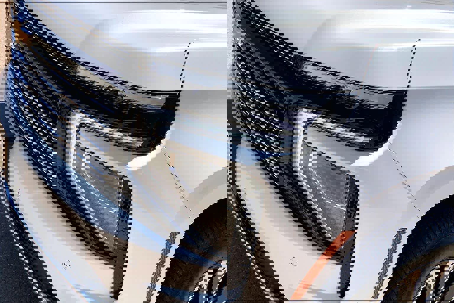 Used 2025 Chevrolet Tahoe High Country image 28