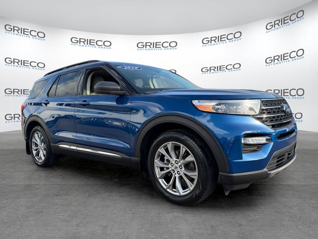 Certified 2022 Ford Explorer XLT w/ Equipment Group 202A