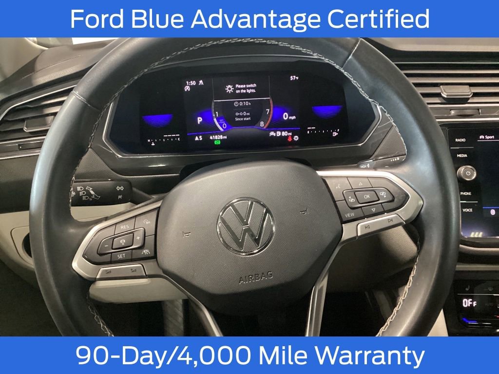 Used 2022 Volkswagen Tiguan SE image 17