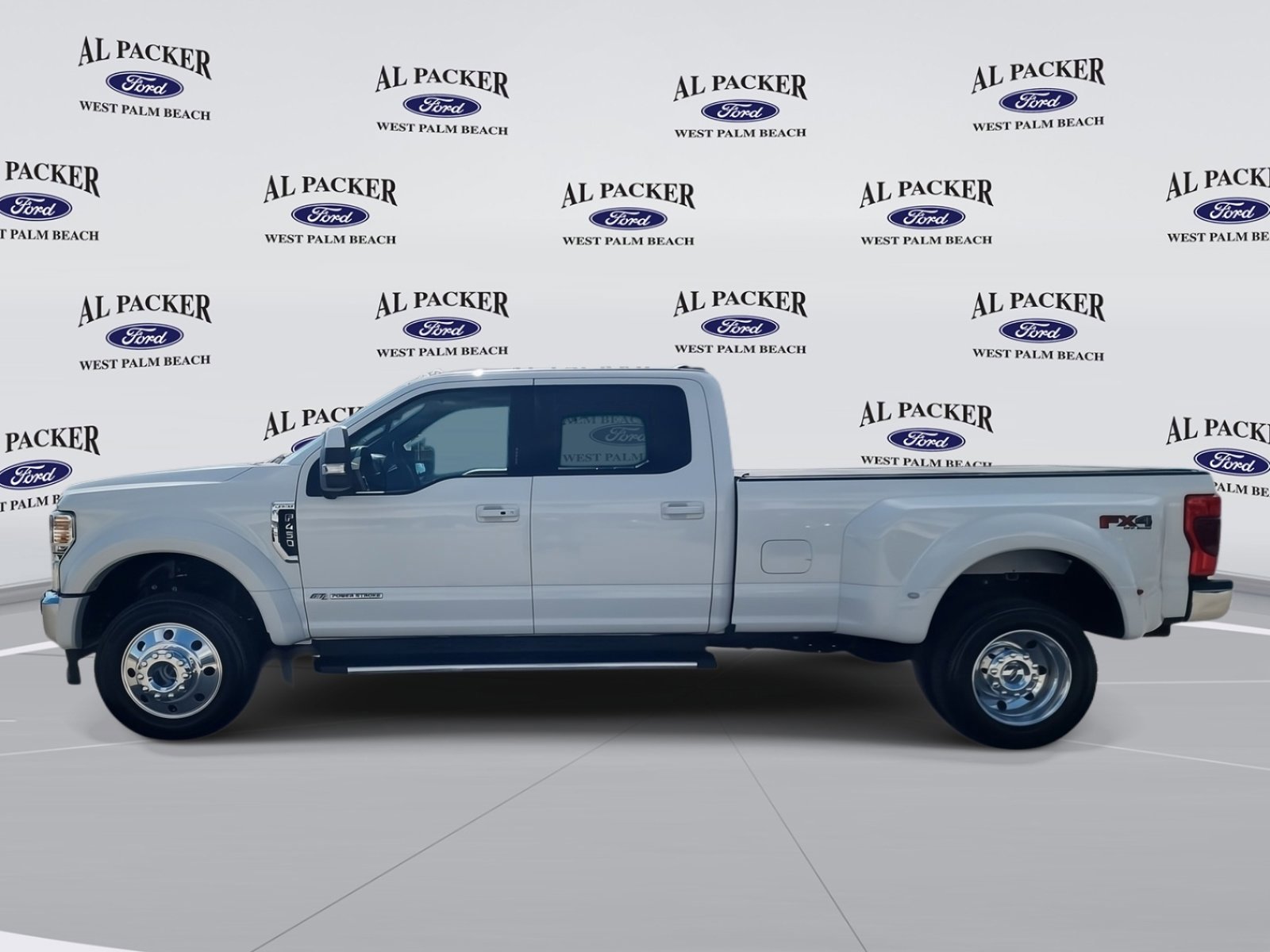 Certified 2020 Ford F450 Lariat w/ Lariat Ultimate Package image 2