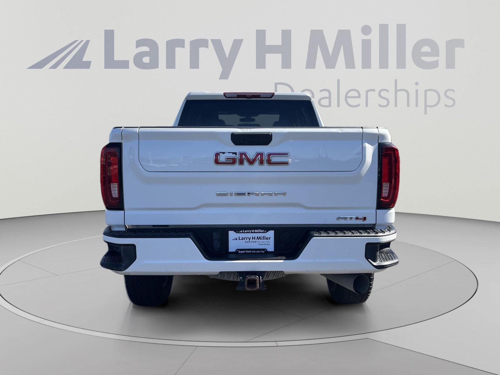 Used 2021 GMC Sierra 3500 AT4 w/ Gooseneck/5TH Wheel Package AWD/4WD image 4