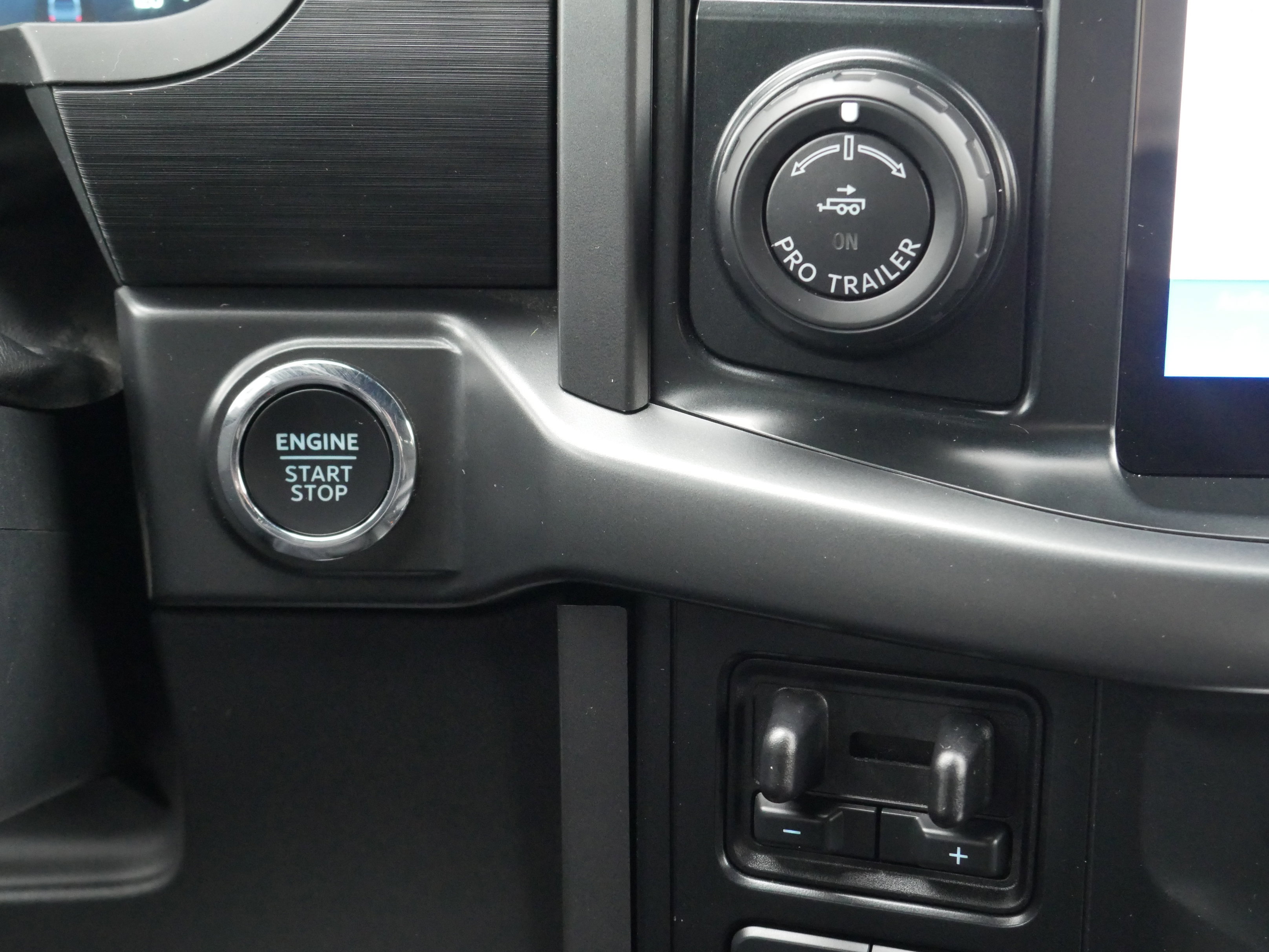 Certified 2024 Ford F150 XLT w/ Equipment Group 302A MID image 14