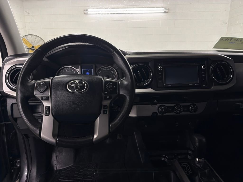 Used 2019 Toyota Tacoma 2WD Access Cab image 8