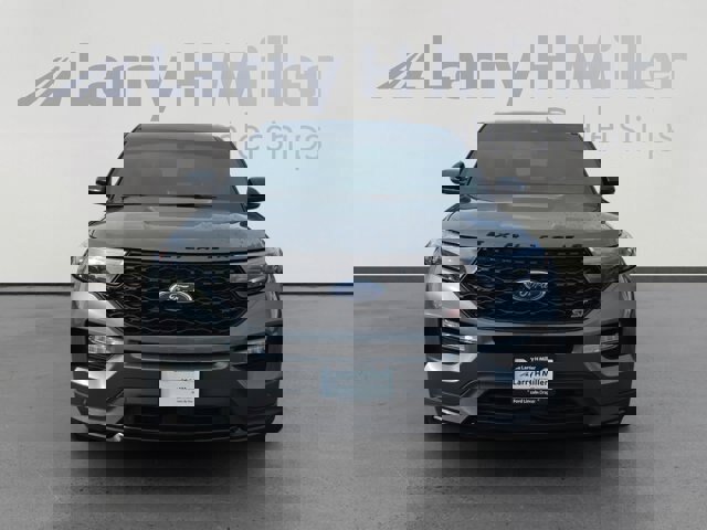 Certified 2022 Ford Explorer ST w/ Equipment Group 401A image 8