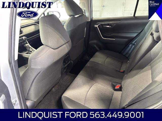 Used 2020 Toyota RAV4 XLE w/ Convenience Package FWD image 15
