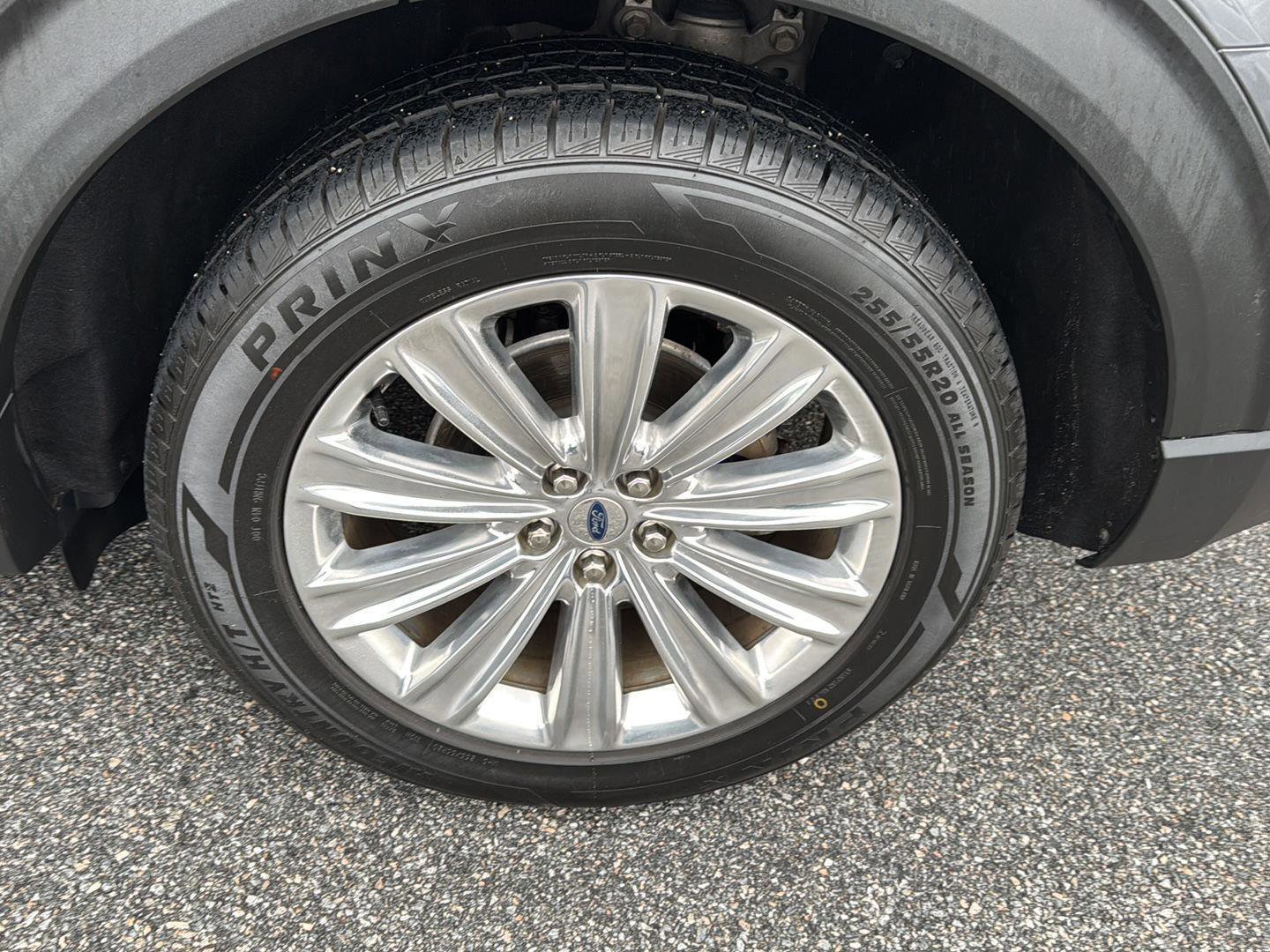 Certified 2022 Ford Explorer Limited w/ Equipment Group 301A image 32