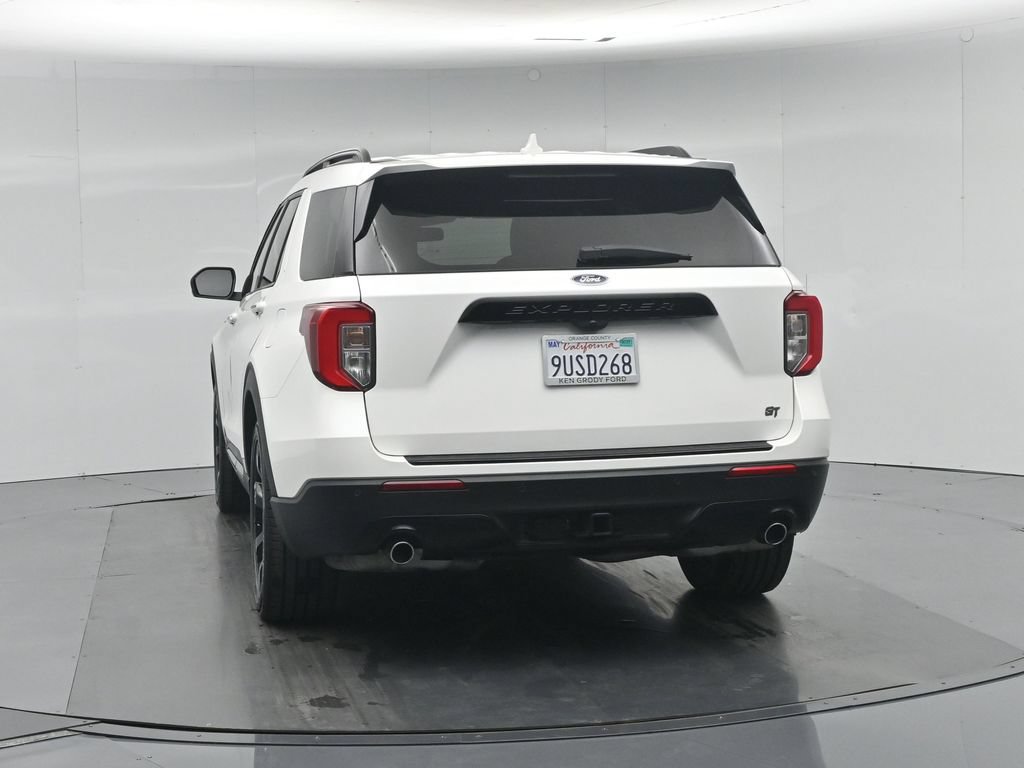 Certified 2024 Ford Explorer ST-Line w/ Class IV Trailer Tow Package RWD image 36