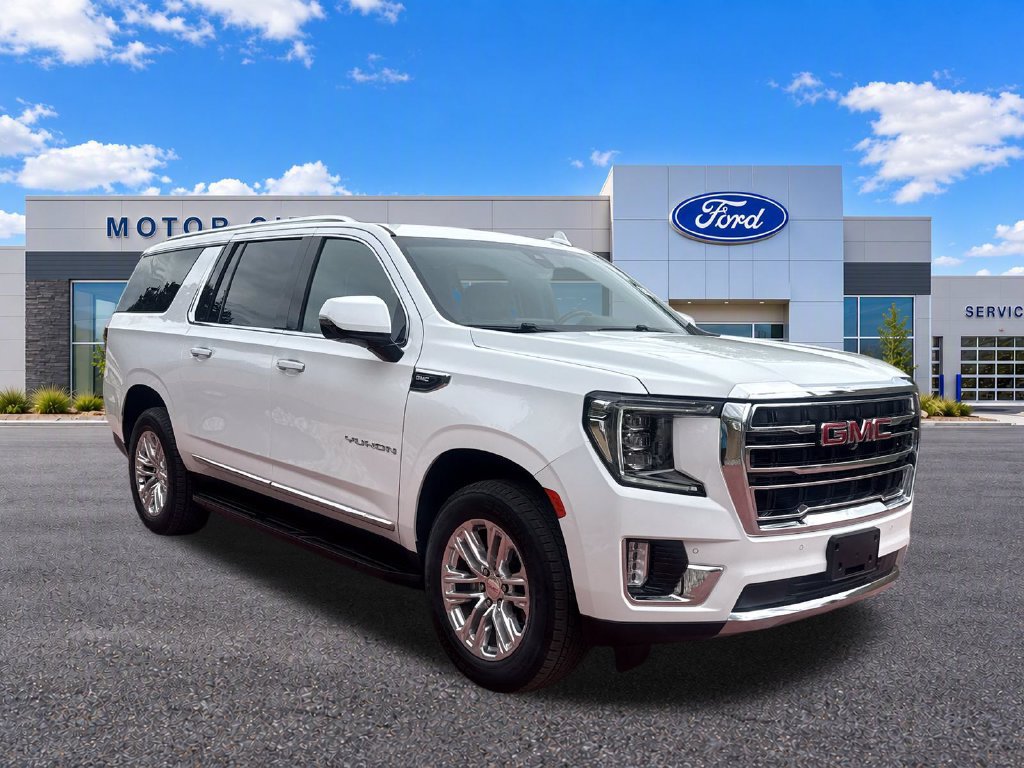 Used 2022 GMC Yukon XL SLT w/ SLT Premium Package