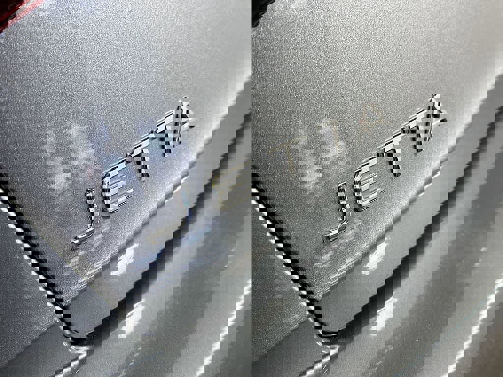 Used 2024 Volkswagen Jetta SE image 10