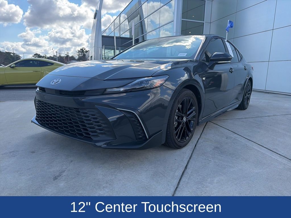 Used 2025 Toyota Camry SE w/ Multimedia Upgrade Package image 4