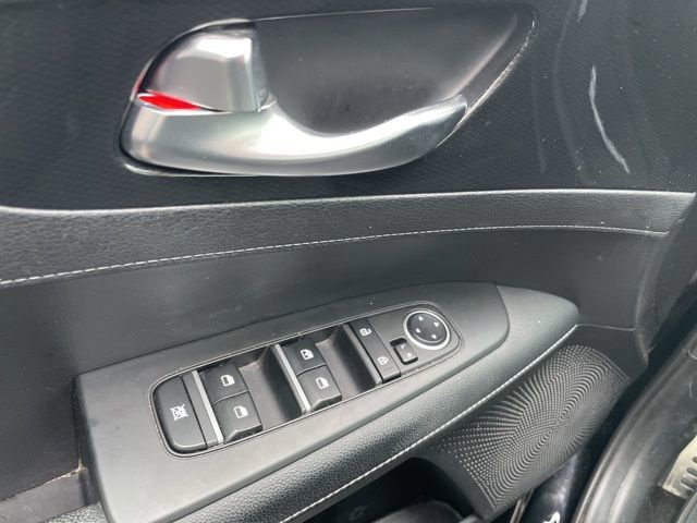 Used 2023 Kia Forte GT-Line image 5