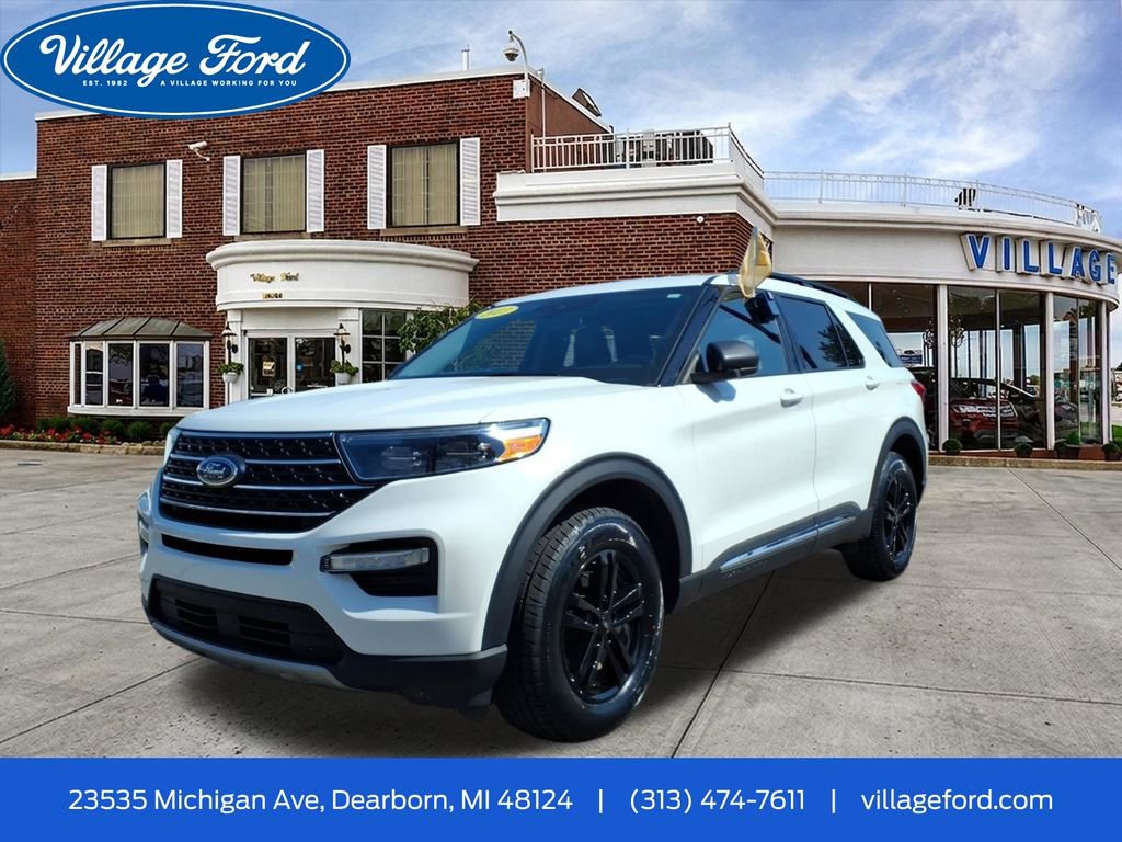 Certified 2023 Ford Explorer XLT w/ Equipment Group 202A AWD/4WD image 1