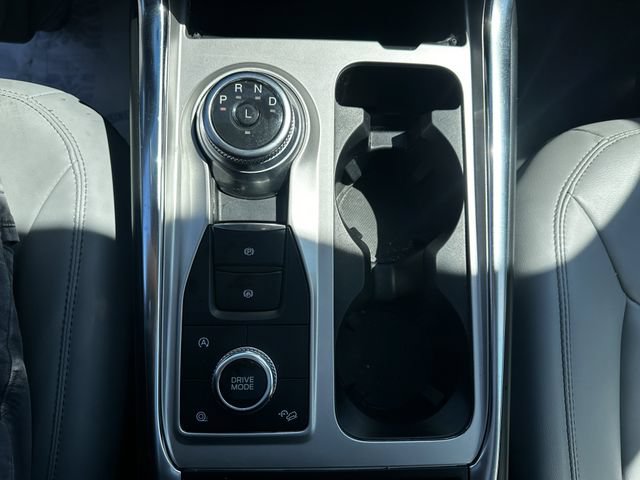 Certified 2021 Ford Explorer XLT w/ Equipment Group 202A AWD/4WD image 25