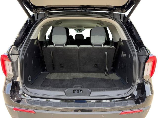 Certified 2025 Ford Explorer Active RWD image 14