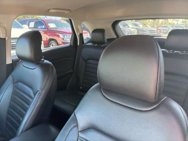 Certified 2019 Ford Edge SEL w/ Equipment Group 201A image 10