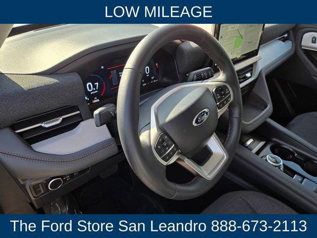 Certified 2025 Ford Explorer Active image 10