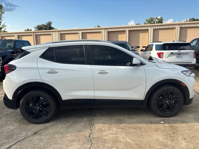 Used 2024 Buick Encore GX Sport Touring w/ Comfort Package FWD image 5