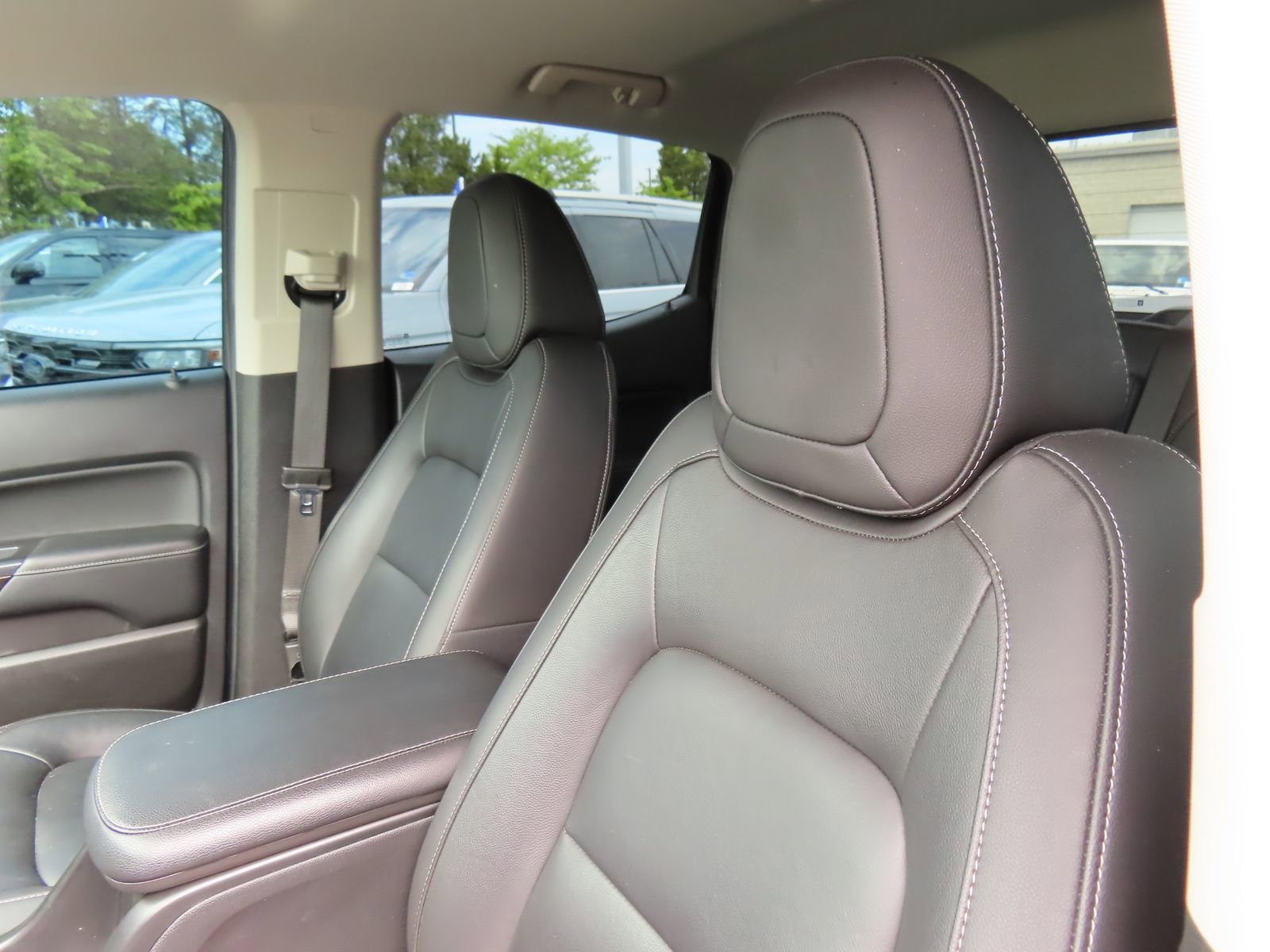 Used 2022 GMC Canyon Elevation w/ Elevation Premium Package AWD/4WD image 26