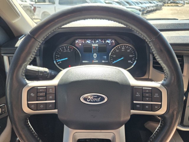 Certified 2023 Ford Expedition XLT RWD image 29