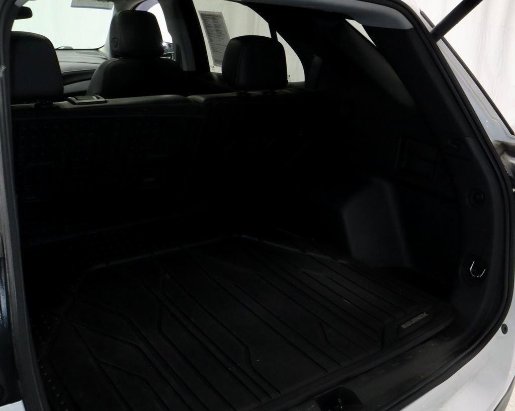 Used 2022 Chevrolet Equinox Premier AWD/4WD image 14