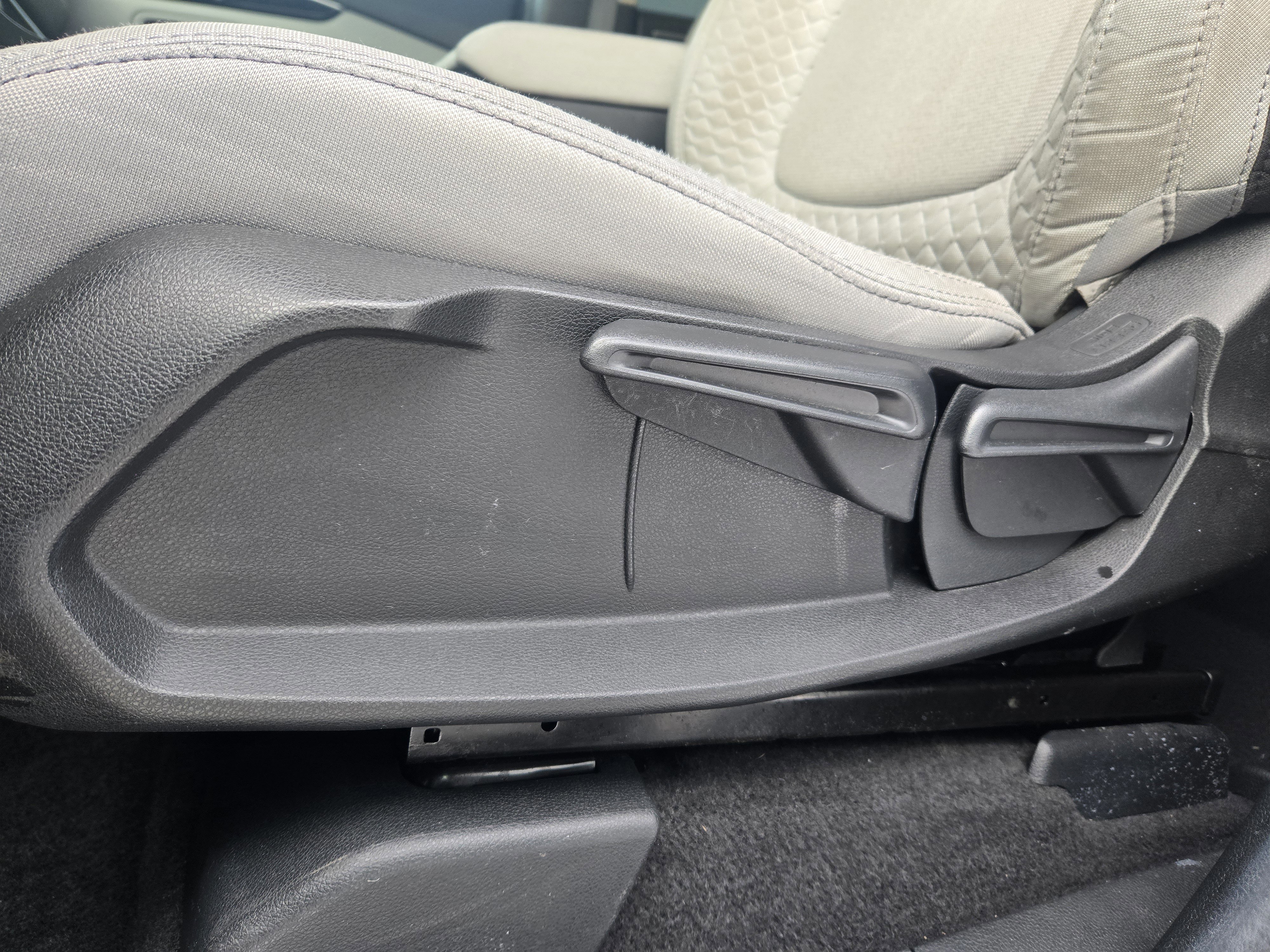 Used 2023 Honda Pilot LX image 20