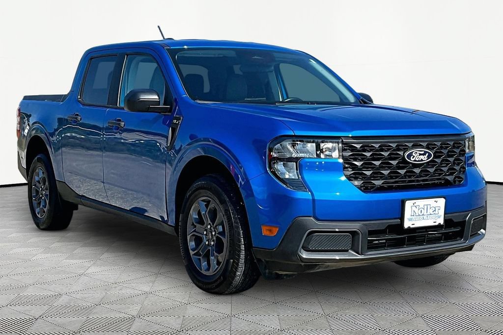 Certified 2025 Ford Maverick XLT w/ Equipment Group 302A AWD/4WD image 12