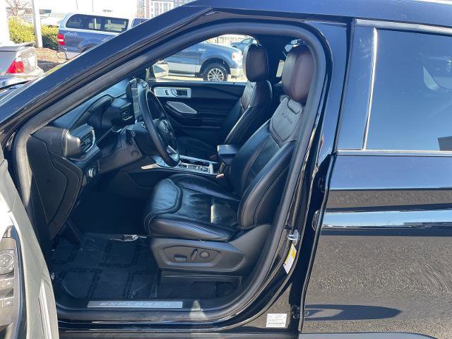 Certified 2022 Ford Explorer Platinum w/ Equipment Group 601A image 15