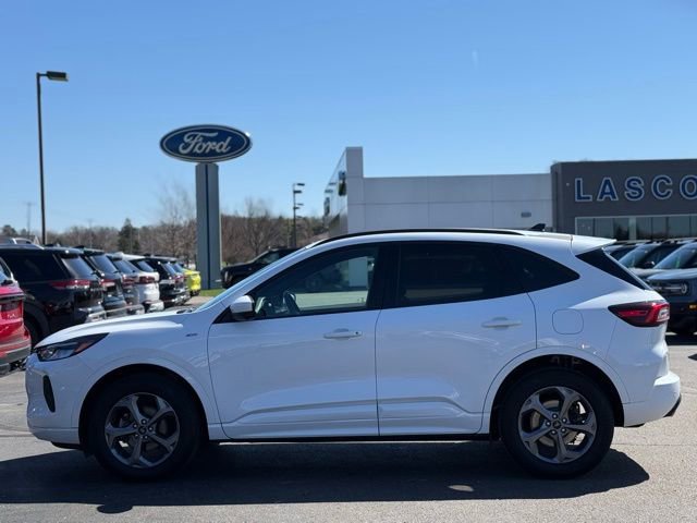 Certified 2023 Ford Escape ST-Line Select w/ Tech Pack #2 AWD/4WD image 43