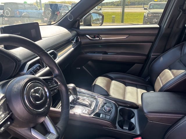 Used 2024 MAZDA CX-5 Signature image 17