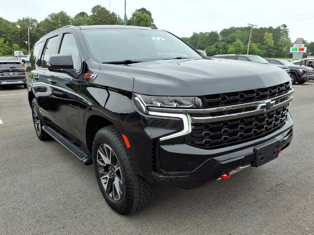 Used 2022 Chevrolet Tahoe Z71 w/ Luxury Package AWD/4WD image 5
