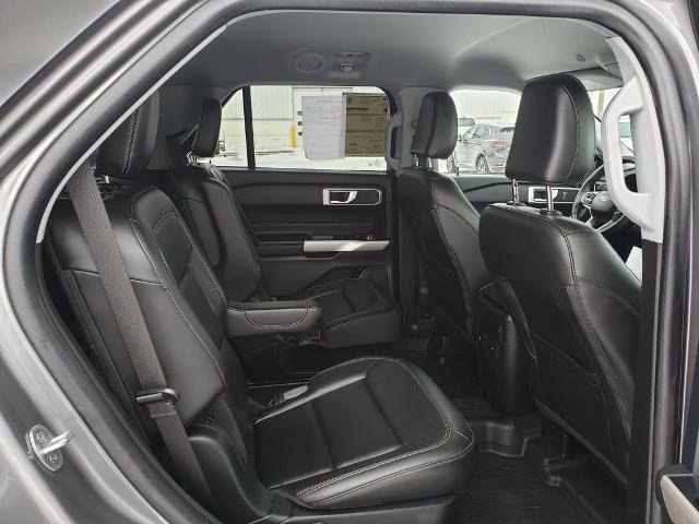 Certified 2023 Ford Explorer XLT w/ Equipment Group 202A image 19