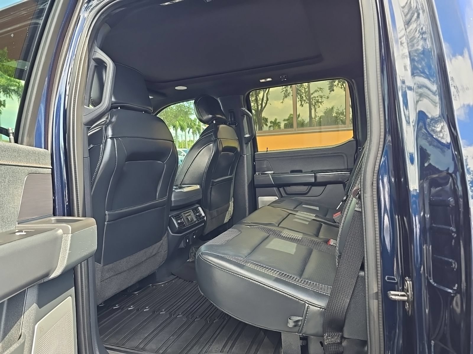 Certified 2023 Ford F150 Raptor w/ Raptor 37 Performance Package AWD/4WD image 7