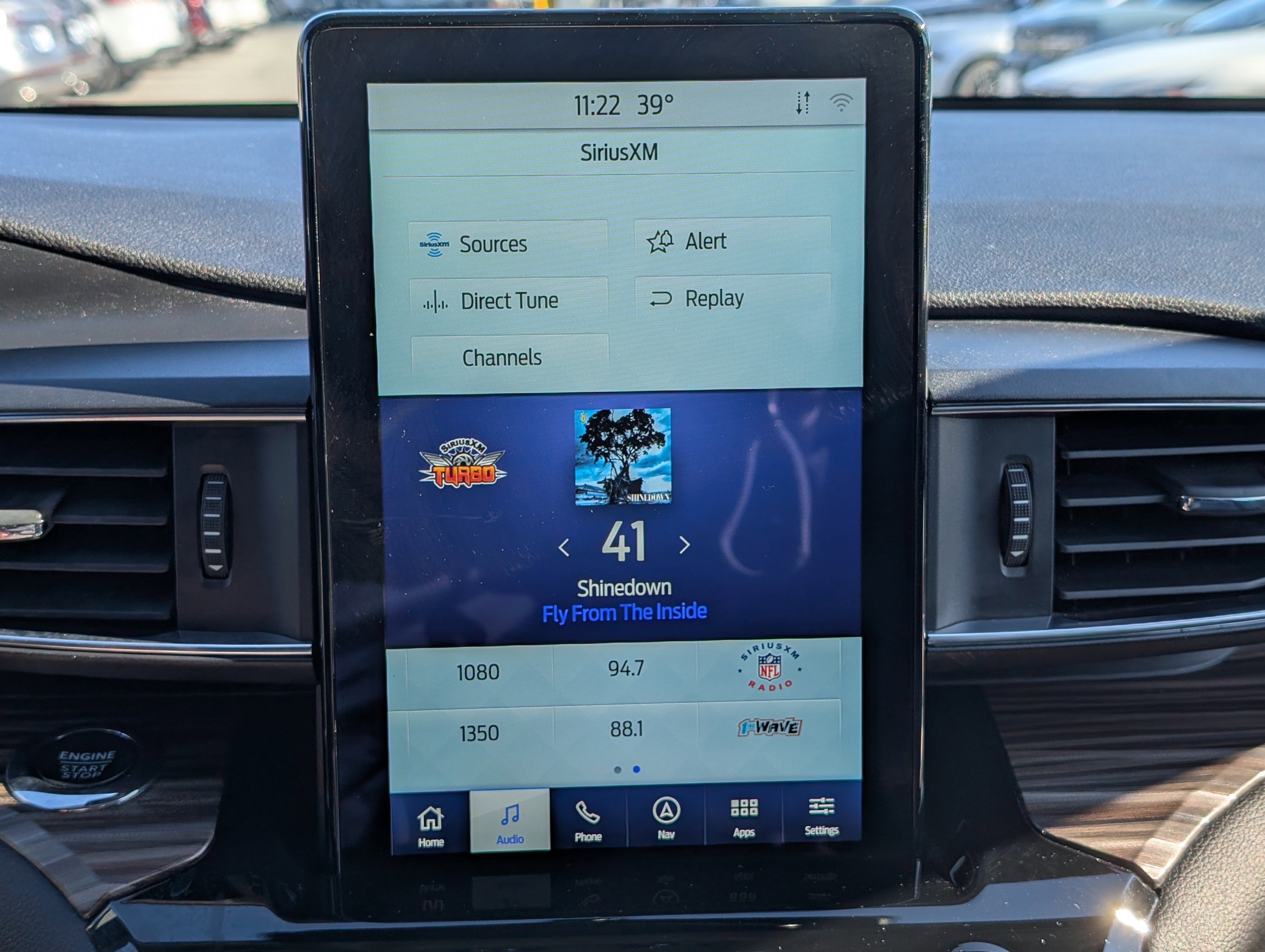 Certified 2022 Ford Explorer Limited w/ Limited Technology Package image 32