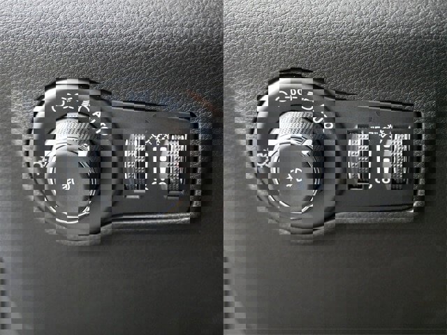 Used 2022 Jeep Compass Latitude image 18