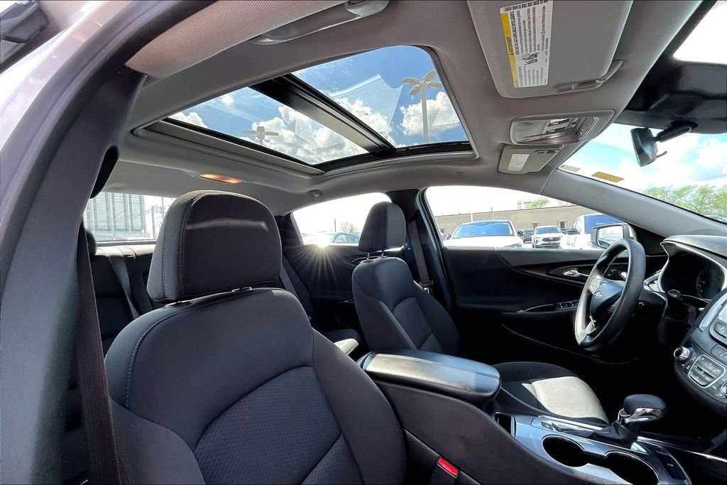 Used 2023 Chevrolet Malibu LT image 21