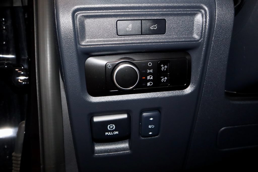 Certified 2024 Ford Expedition XLT AWD/4WD image 29