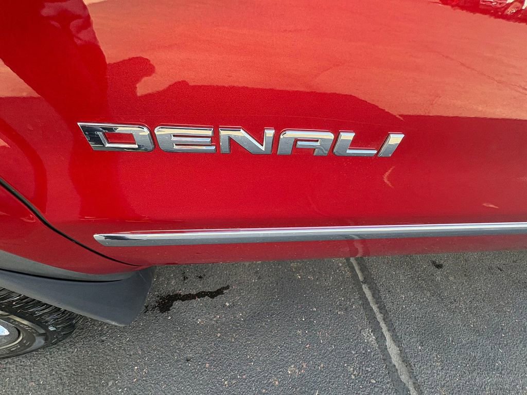 Used 2018 GMC Sierra 1500 Denali w/ Denali Ultimate Package AWD/4WD image 9