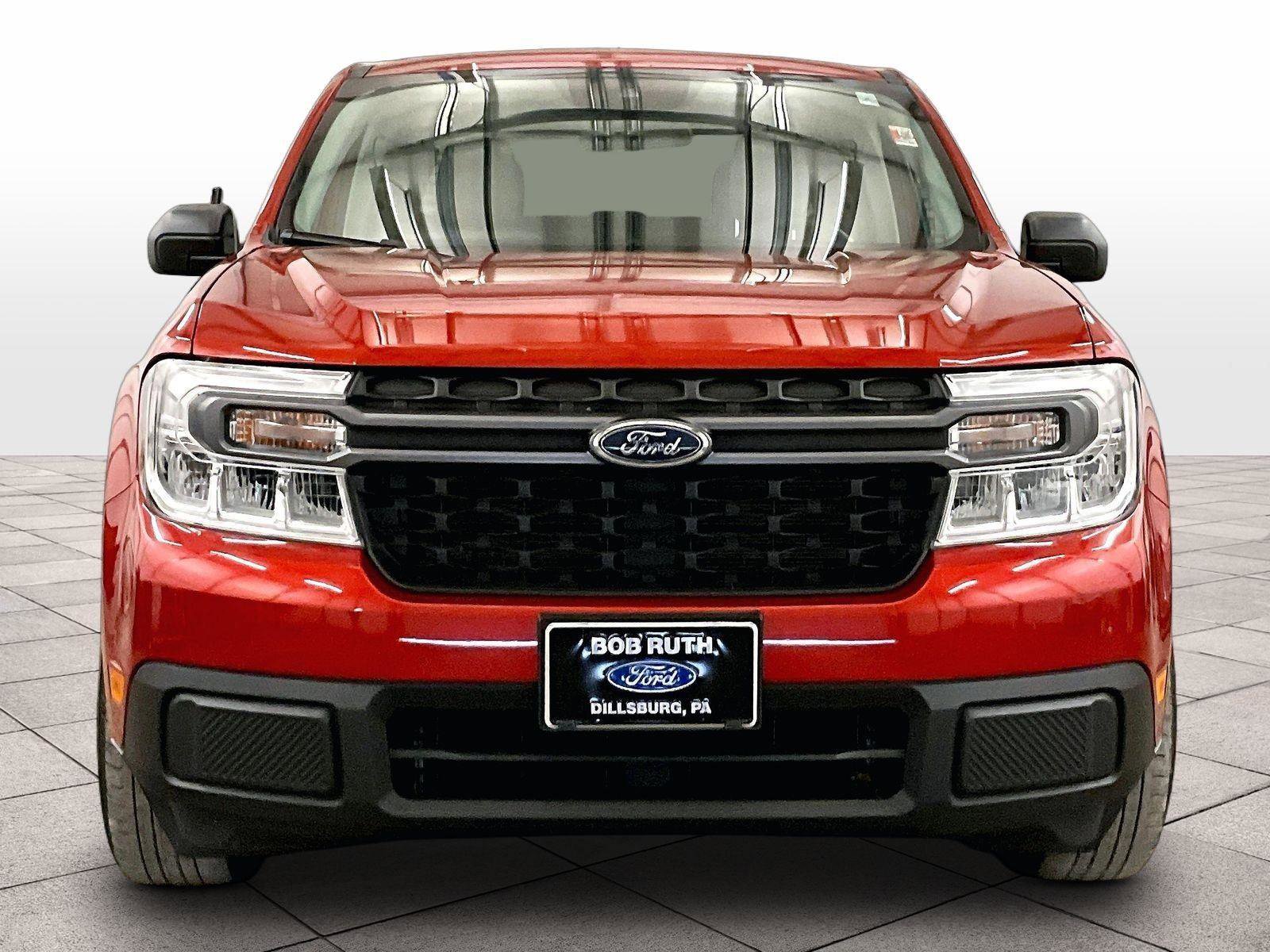 Certified 2022 Ford Maverick XLT FWD image 3