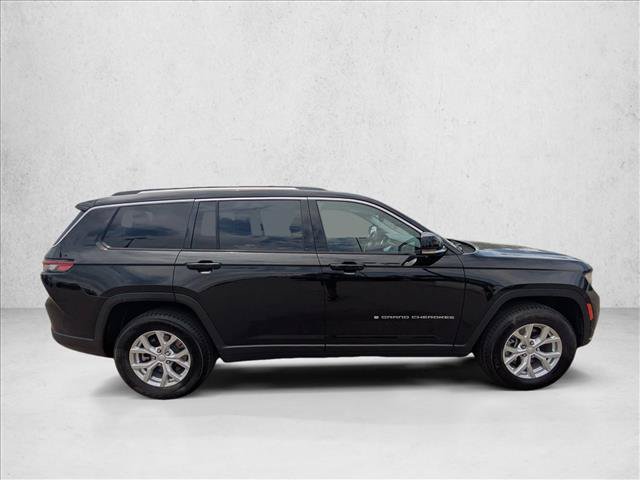 Used 2023 Jeep Grand Cherokee L Limited w/ Trailer Tow Group (B) AWD/4WD image 4