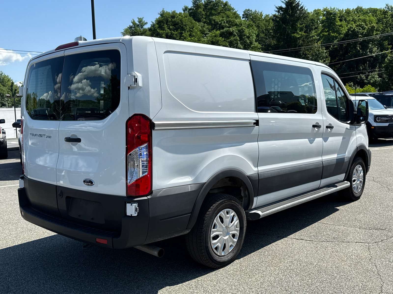 Certified 2025 Ford Transit 250 Low Roof w/ Exterior Upgrade Package RWD image 4