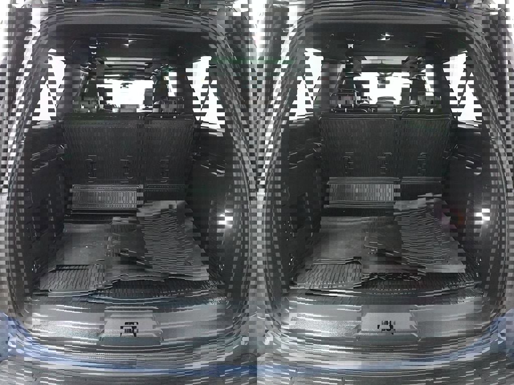 Certified 2023 Ford Expedition Max Platinum image 28